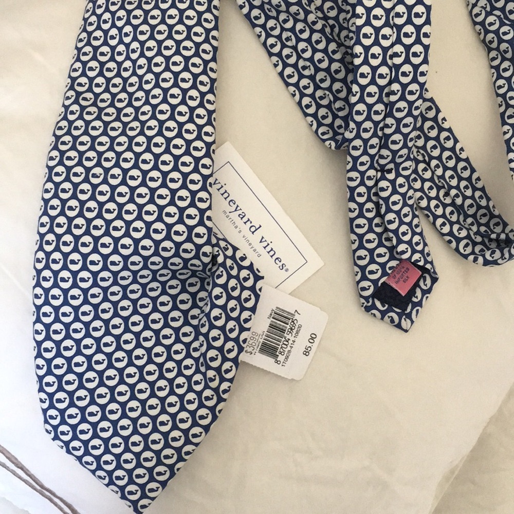Vineyard Vines tie